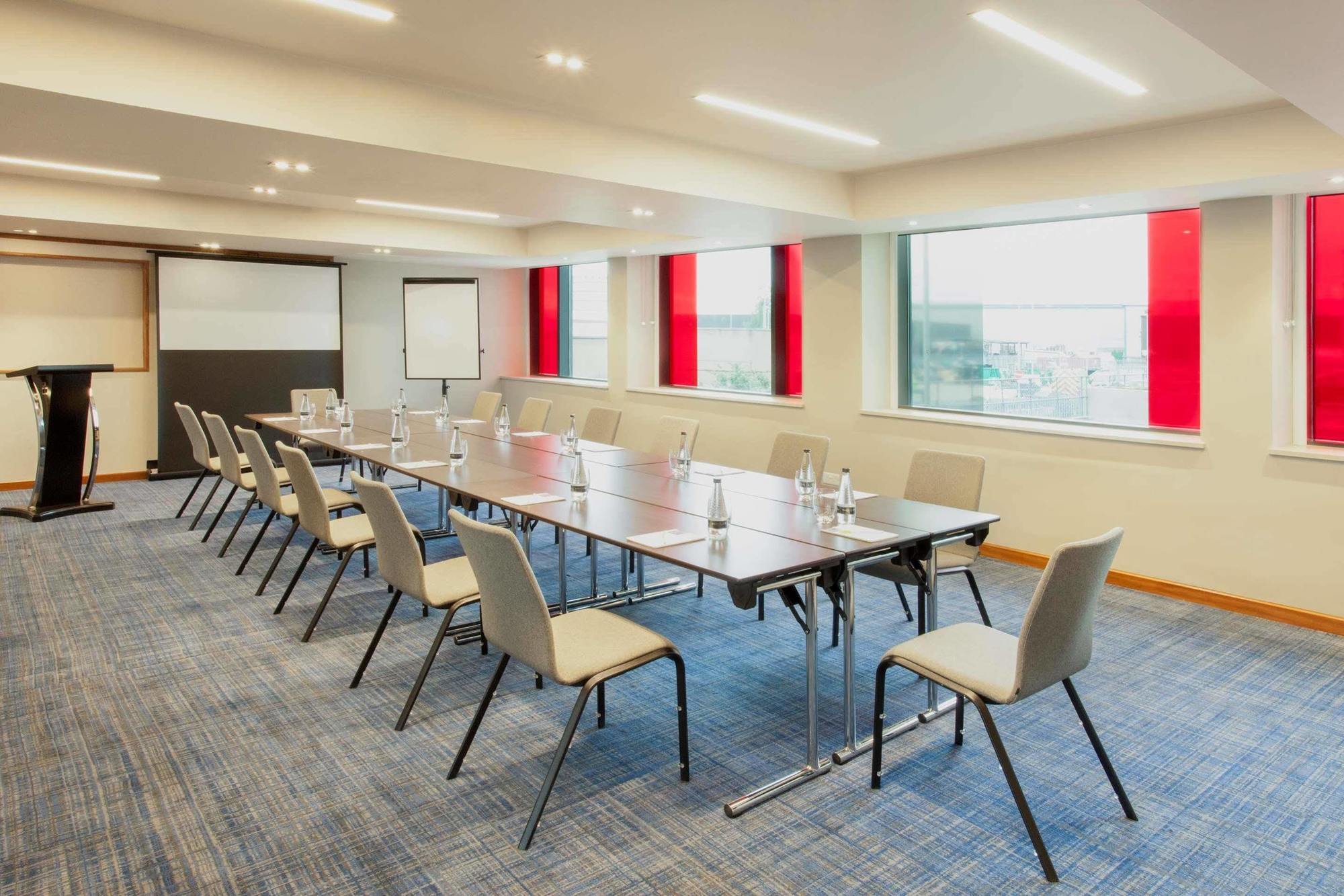 Hyatt Place West London Hayes Exterior foto